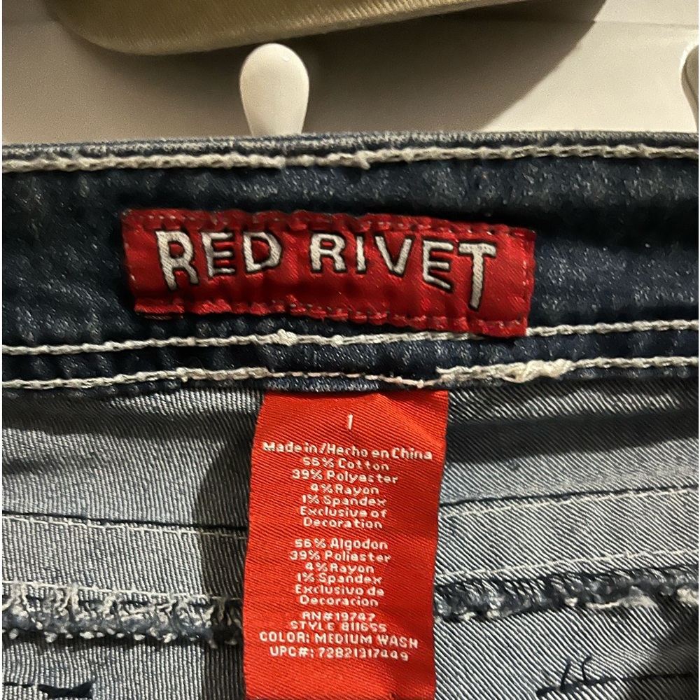 Jeans - Picture 2 of 5